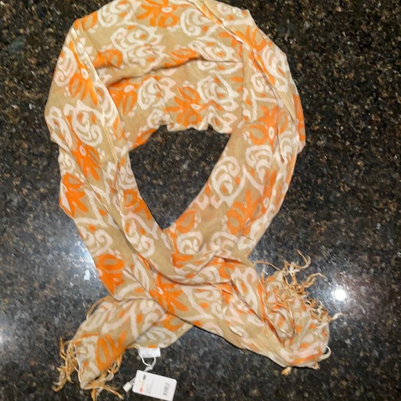 Scarf Bundle - Picture 4 of 9